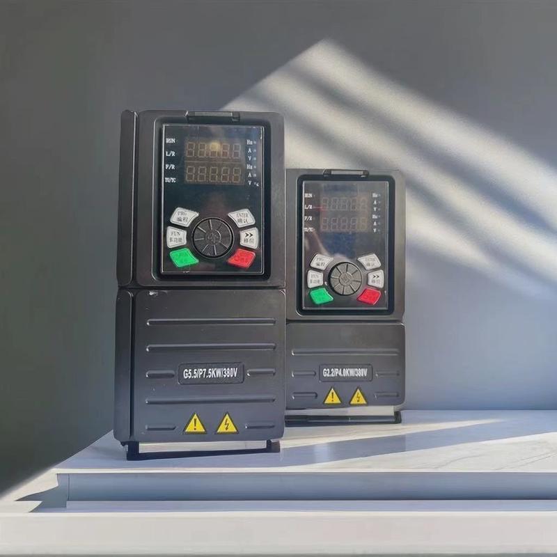 三肯变频器明易变频器变频1.5kw2.2kw5.5kw380v达全新通用变频器
