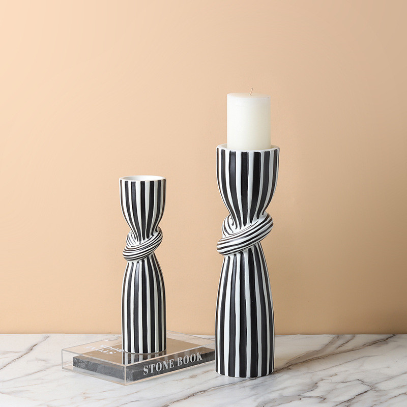 热销现代简约黑白条纹扭结烛台摆件创意家居软装饰品客厅餐桌样板