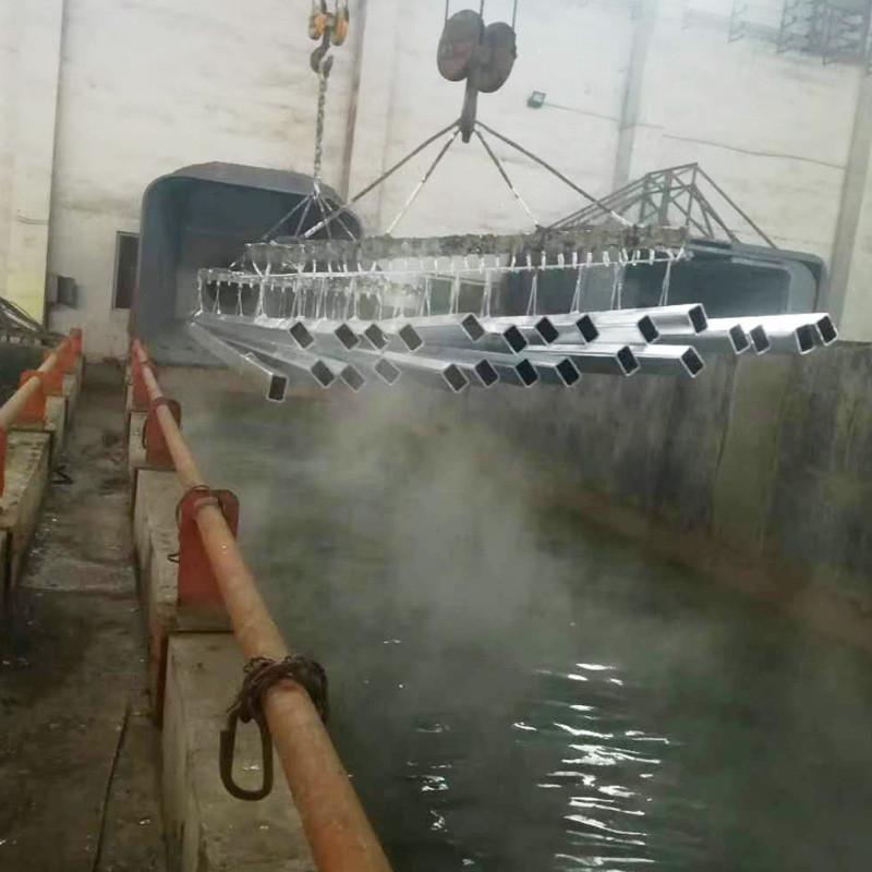 热轧浸锌扁钢现货Q195吹镀热电镀锌扁钢浸锌扁铁条50*5