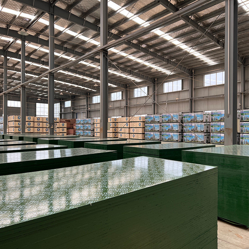 一次成型清水效果酚醛胶合板杨木板高层面建工程绿色塑房建筑模板