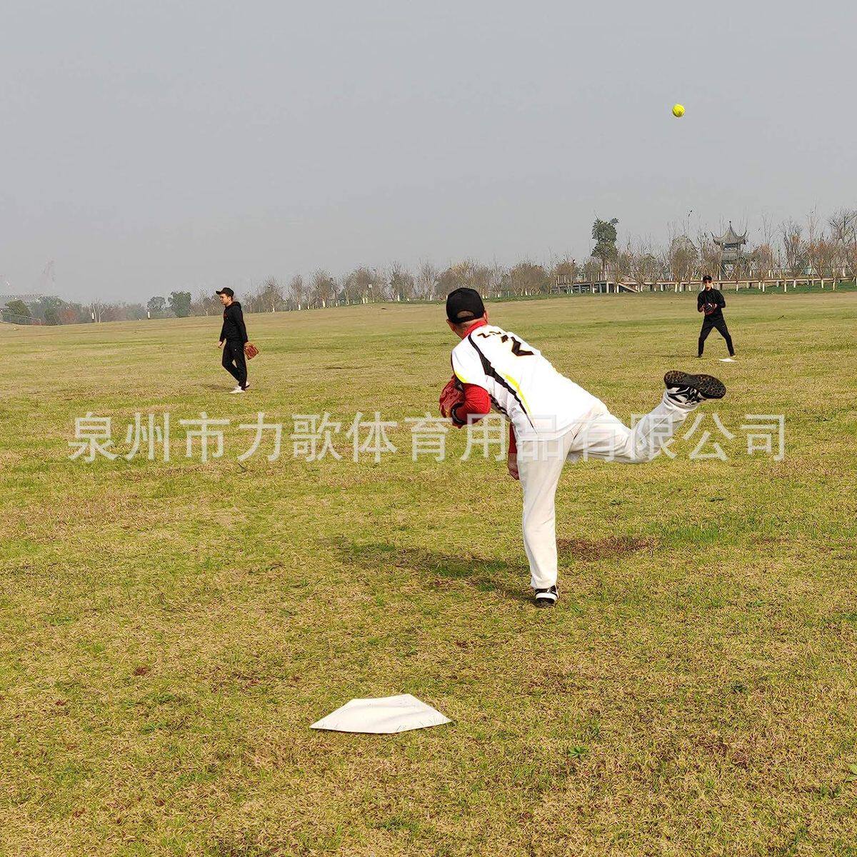 Белый анти - вода пригодный для носки резина материал бейсбол Тонкая основа толстая Строительство сумка для гольфа домашняя тарелка версия кувшин панель Прокладка 