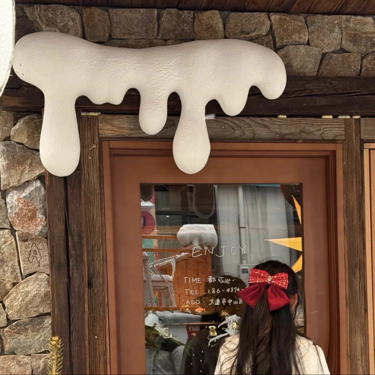 咖啡店圣诞节泡沫冰凌条雪堆门头装饰冬天民宿景区仿真雪景布置景