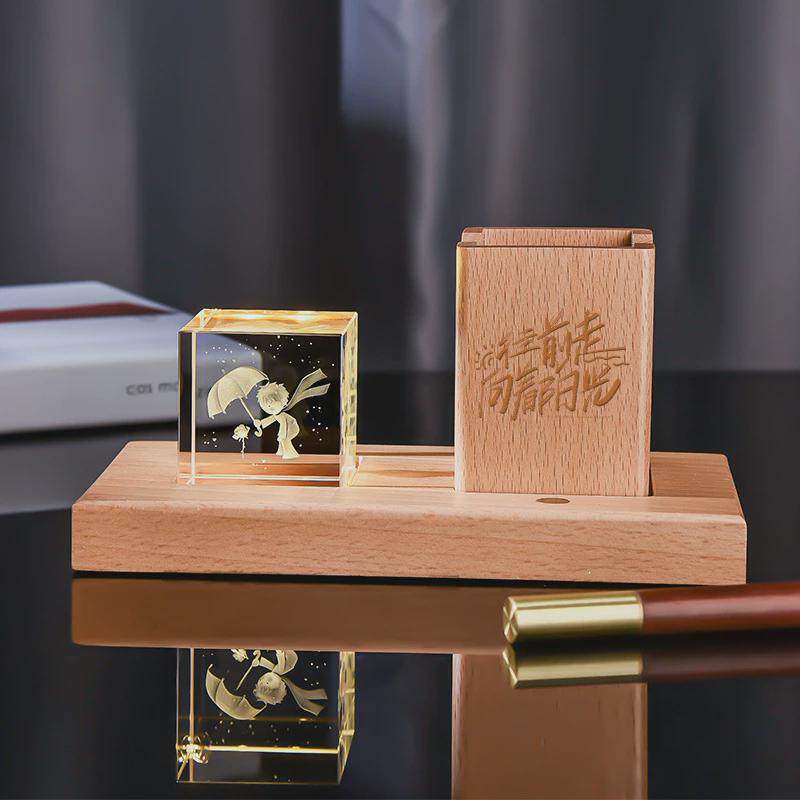 跨境木质发光底座3d内雕水晶块小夜灯星系创意笔筒桌面摆件礼品