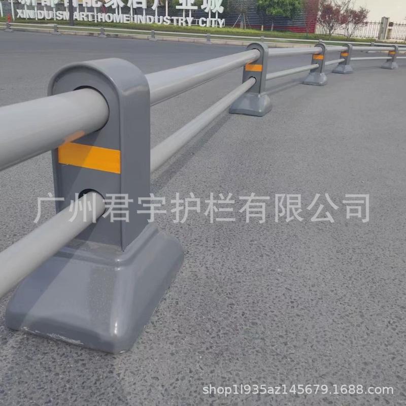 机非道路隔离栏防撞栏隔离墩市政护栏机动车停车场栏杆图片