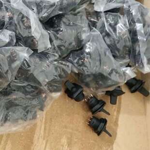 200个 上海洋山 KNY202 220V3A 6脚3档