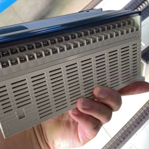 信捷XD5E-60T6-E，没用几天，质保期内，便宜出