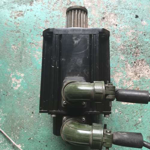 富士伺服电机GYG202C5-RG2   2000W   原