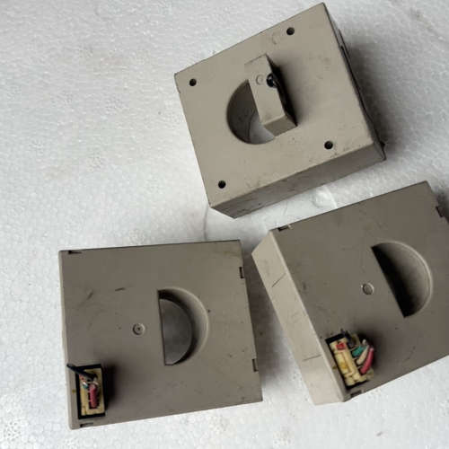 安川变频，220Kw拆的，HS-UD500V4B15G/看实