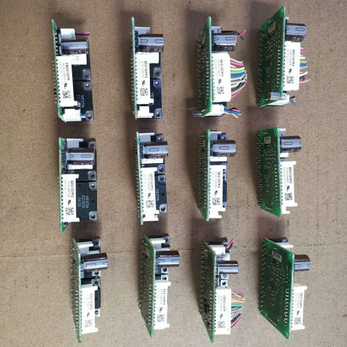 VEXTA驱动器SD5107P3，原装拆机，成色漂亮，功能包