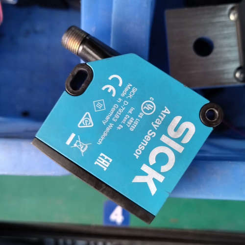 SICK西克光电传感器，型号AT20D-PM331一个，成色