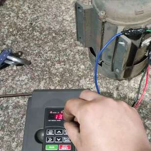 沃森变频器VD100A-4T-5.5GB,功率:5.5KW/