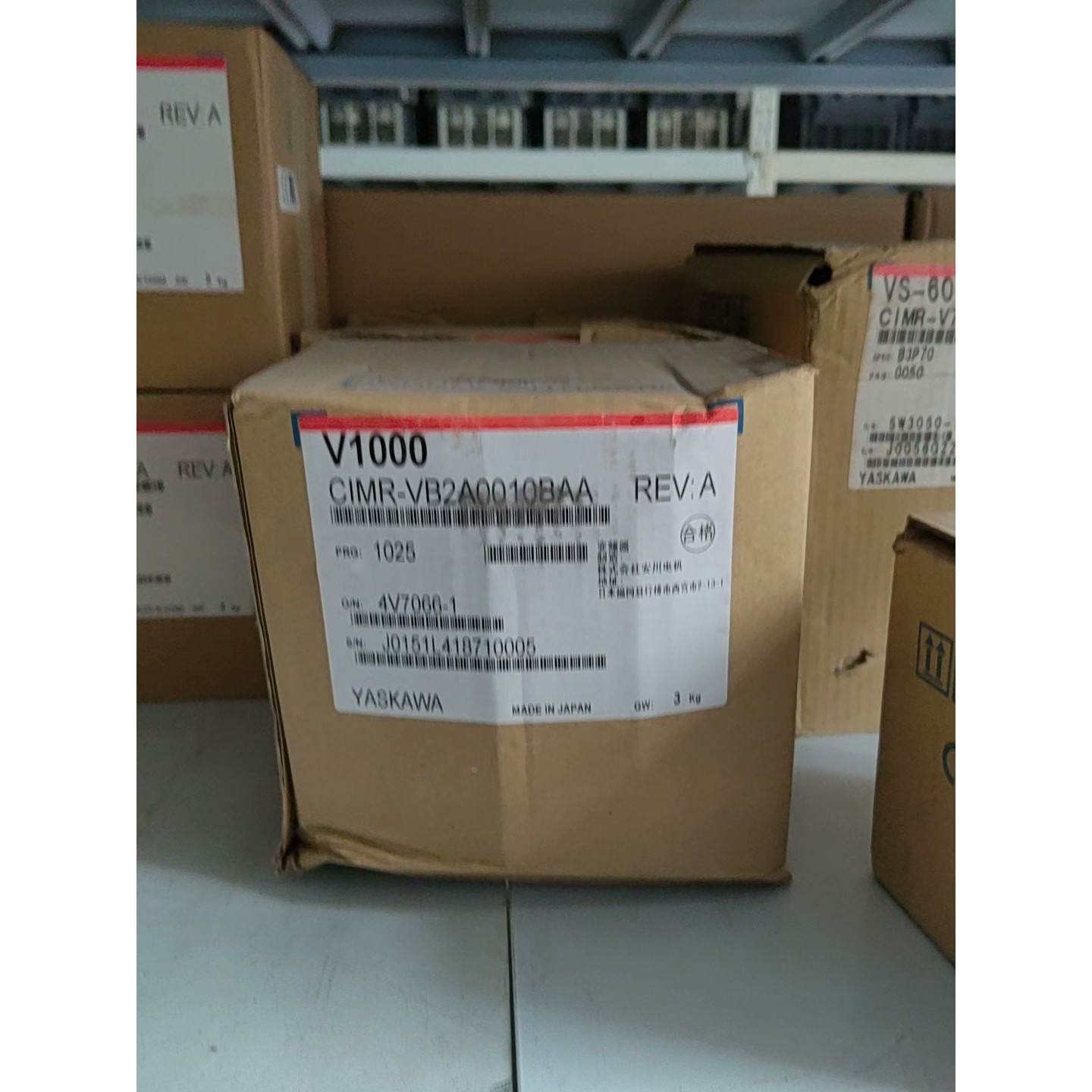 全新安川CIMR-VB2A0010BAA需要的联系我吧