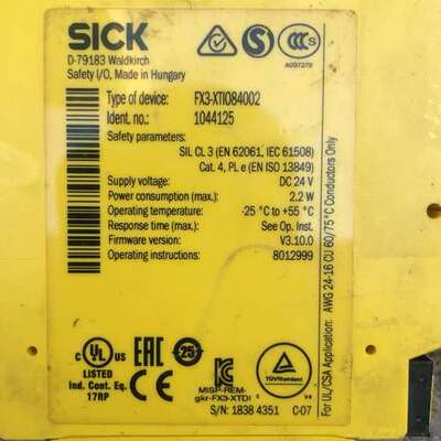 西克原装FX3-XTIO84002模块1044125还有一个