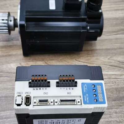 伺服驱动器:PSDD-12A5D-B5伺服电机:YK130S