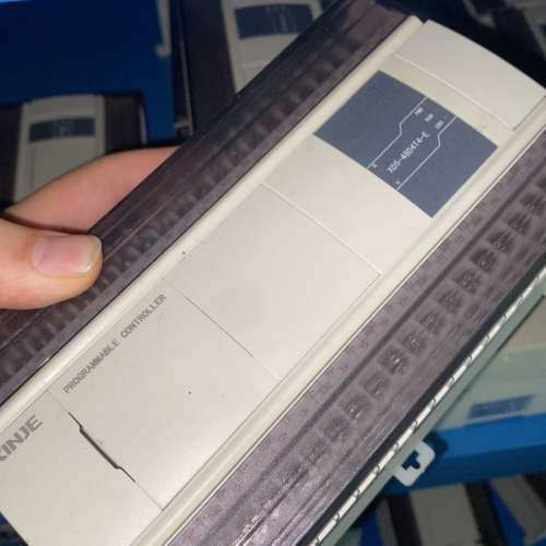 基本全新信捷XD5-48D4T4-E