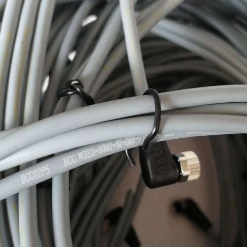 巴鲁夫连接线弯头M8 3芯BCC02P5