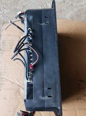 空压机控制器MAM6080M(B)(5)，CK153M082