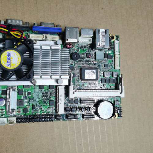 LE-379 工业主板 另有 LS-372 主板包好 现货