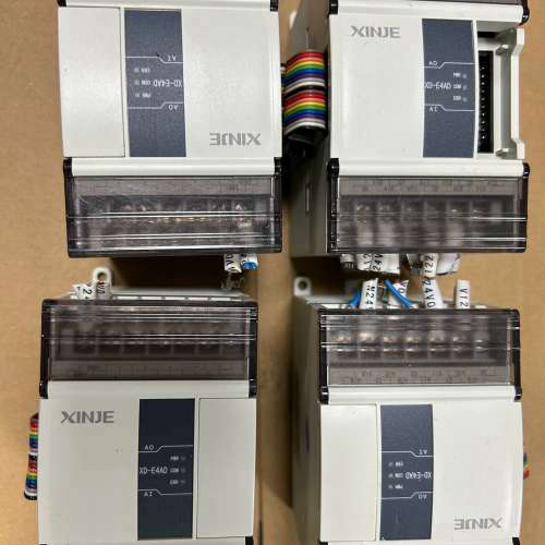 信捷XD-E4AD扩展模块,4路模拟量输入输出。拆机品，外观