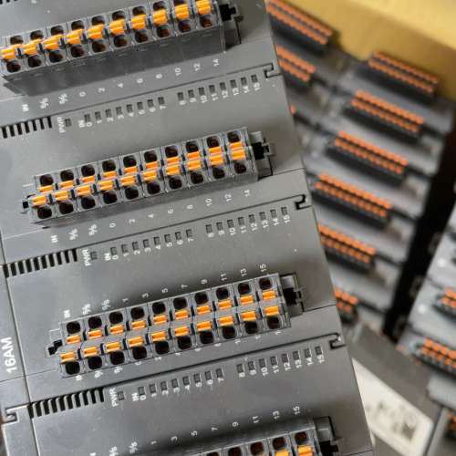 台达PLC模块AS16AM10N-A，16点数字输入输出扩展