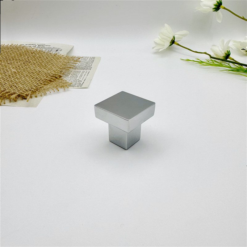 法式镀铬银色轻奢小拉手把手衣橱柜门抽屉现代简约亮银厨房极简风