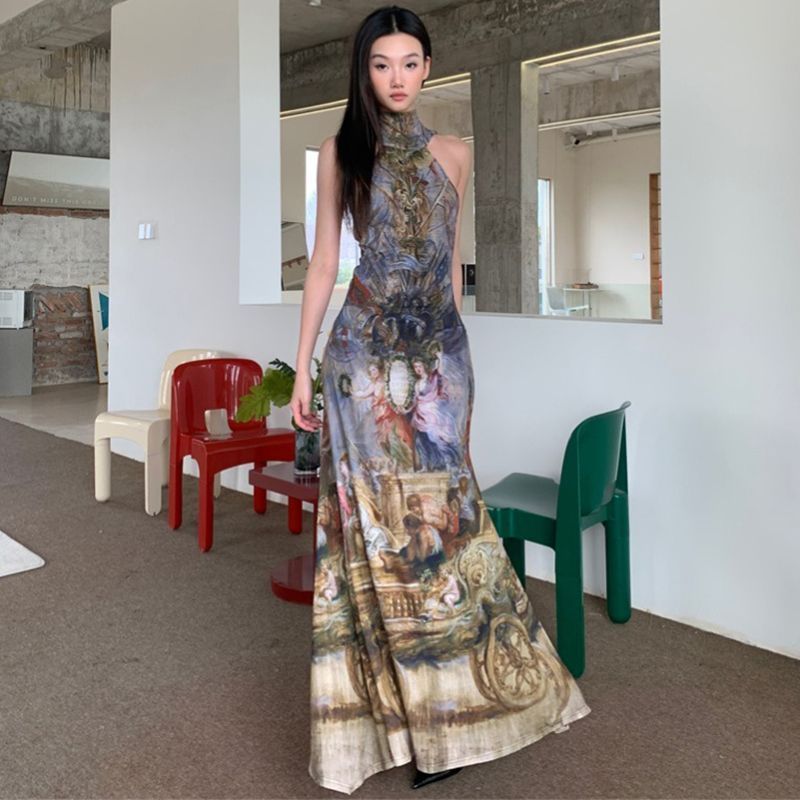 欧洲油画复古印花辣妹修