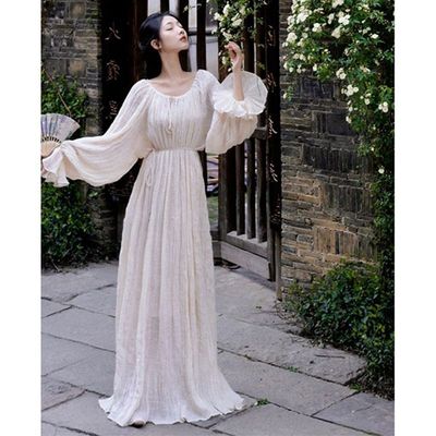 茶歇法式白色连衣裙夏季