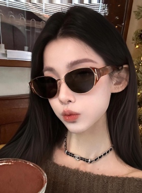 3分月光 欧美辣妹复古猫眼墨镜女高级感玳瑁色太阳眼镜方圆脸显瘦