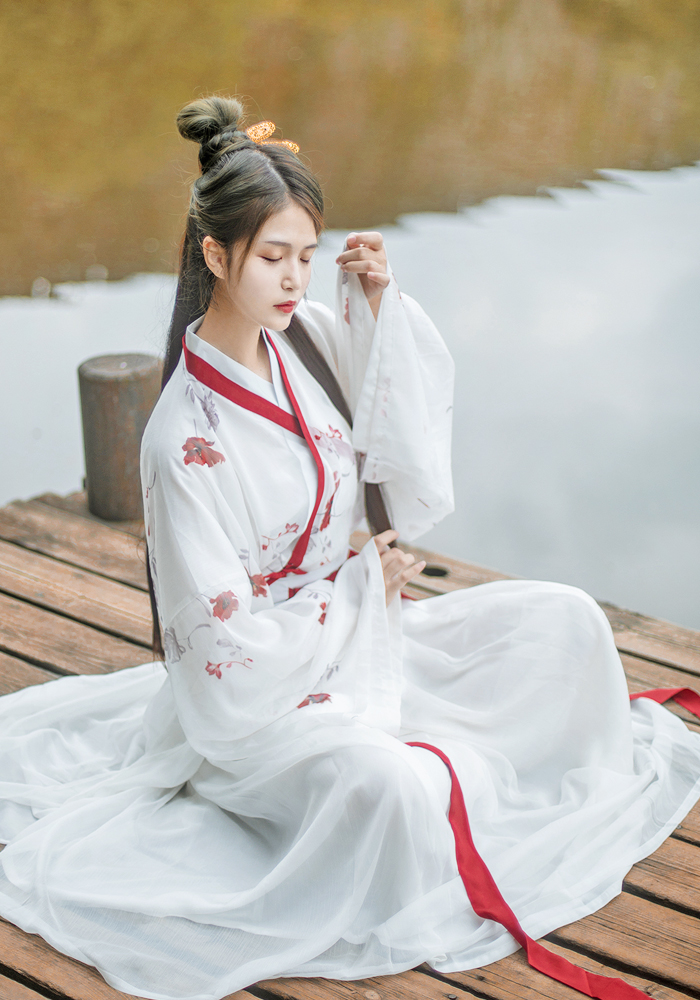 宋制女汉服出租毕业拍照舞蹈表演服红璎广袖流仙裙汉服文化节走秀