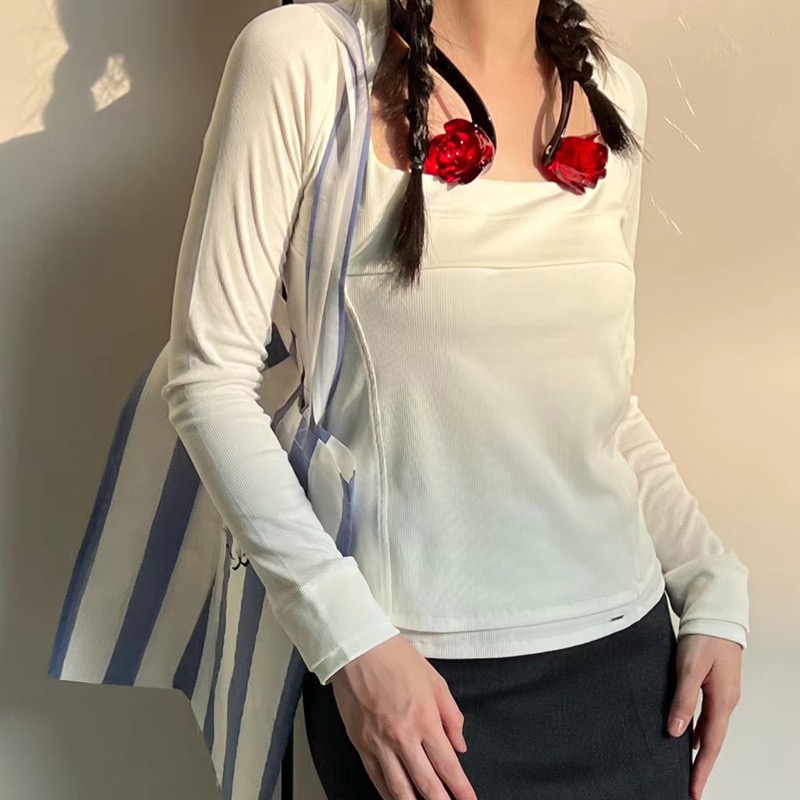 24ss纯色大方领长袖T恤百搭柔软雕塑训练修身打底女上衣marchen