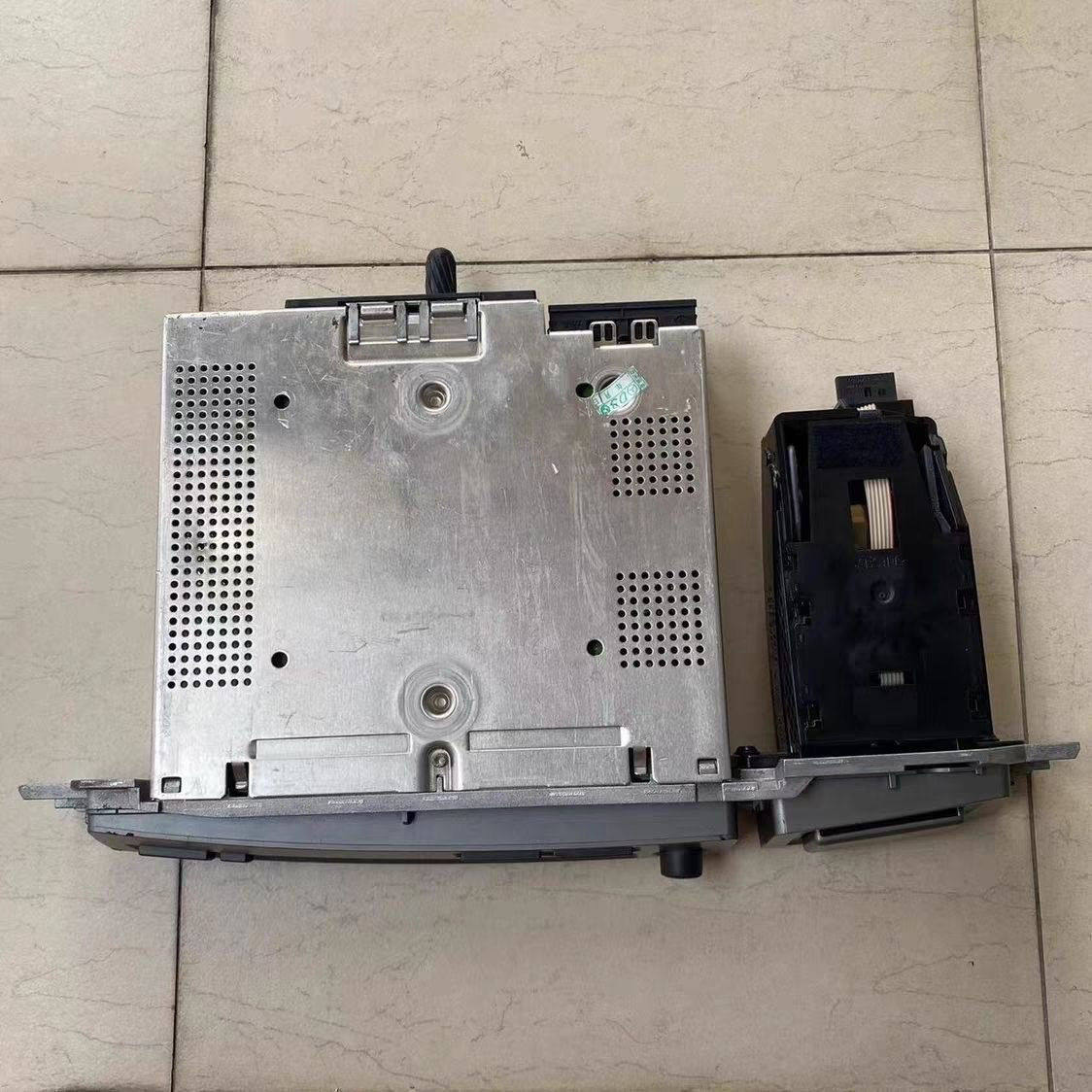 宝马原车小EVO主机带无线carplay系统 适合1系2系3系4系X1使用