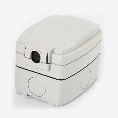 Outdoor Waterproof Socket Outdoor Rainstorm-proof British Ch