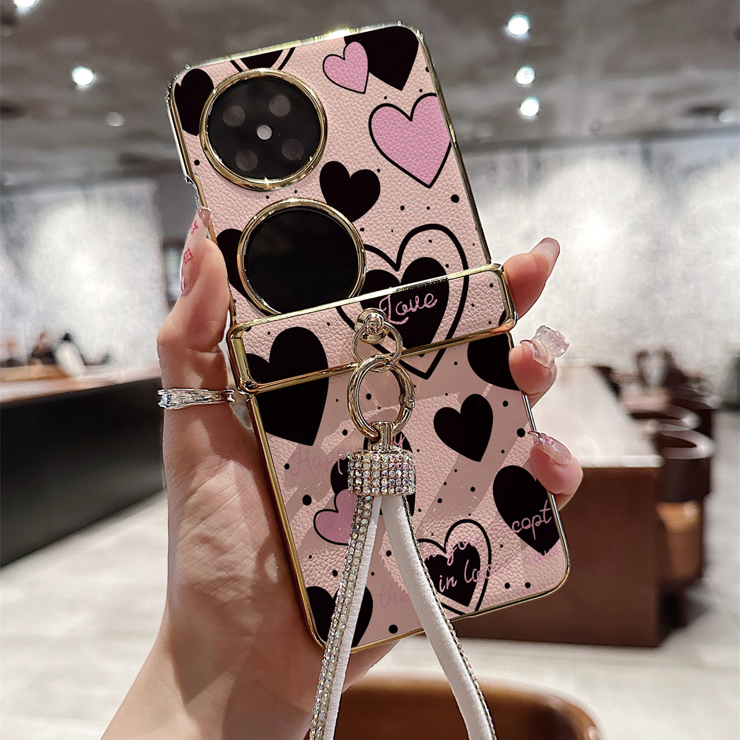 时尚粉黑爱心皮纹折叠屏手机壳