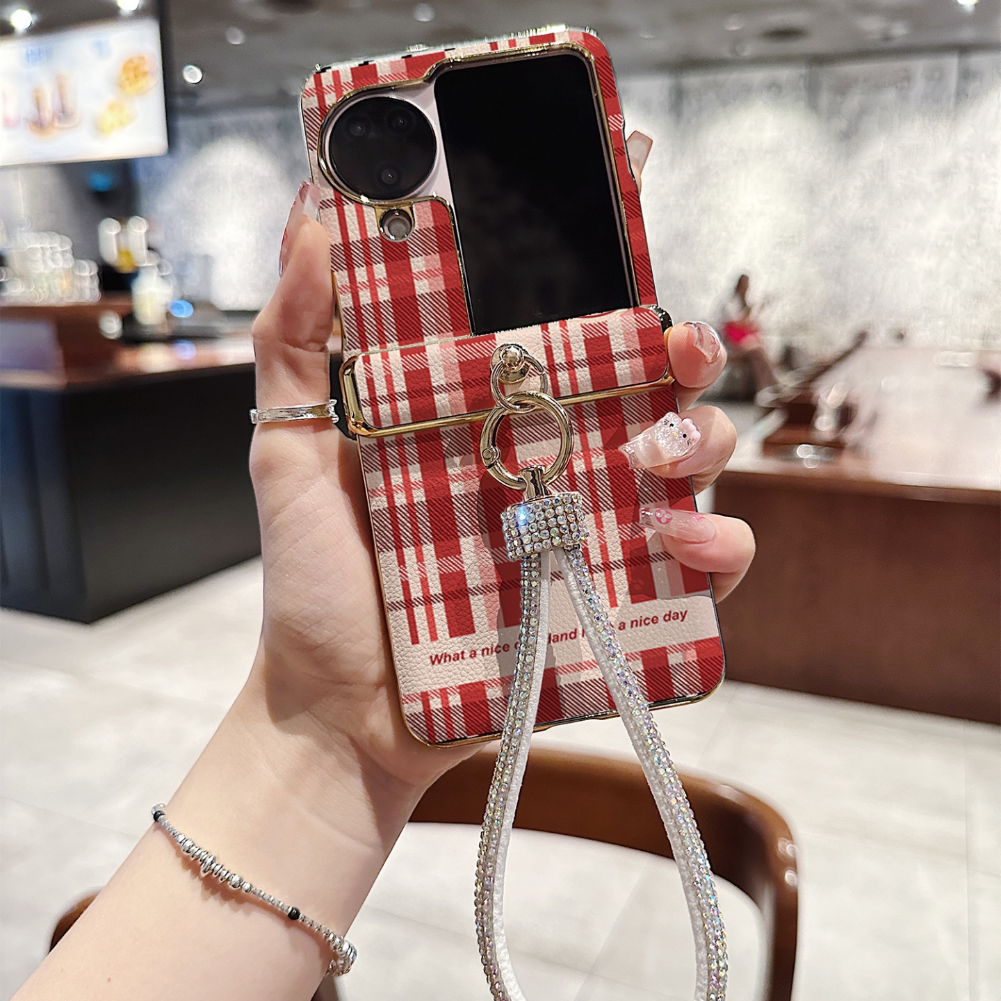 时尚红色格纹皮纹折叠屏手机壳