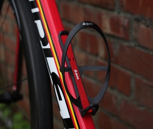 GUEE 自行车水杯架多功能水壶架碳纤尼龙混合轻山地公路台湾产