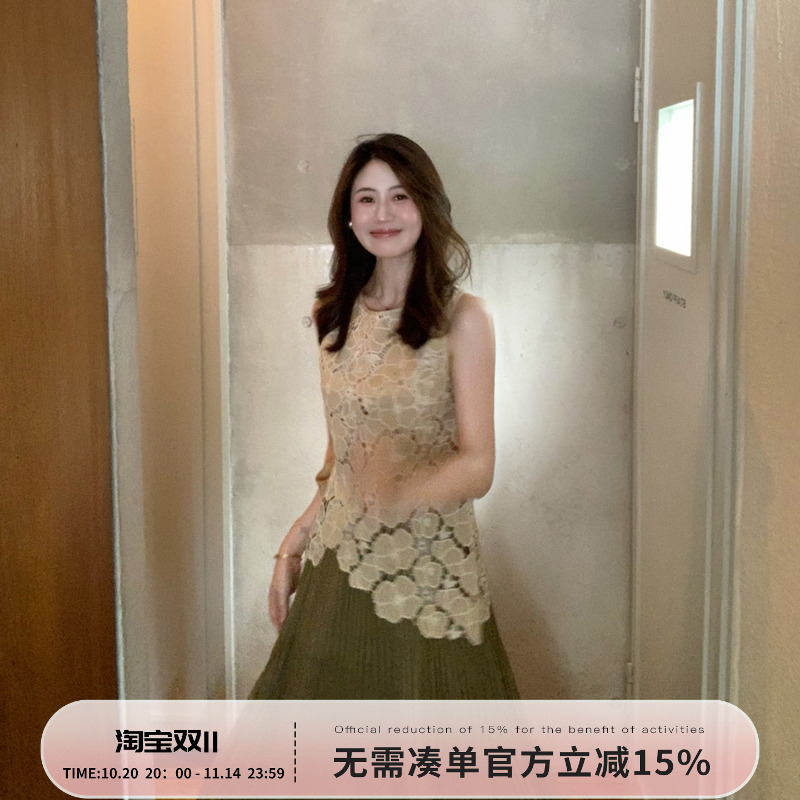 蕾丝花朵上衣重工百褶飘逸仙女裙