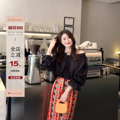 荷叶边灯笼袖一字肩系带衬衣