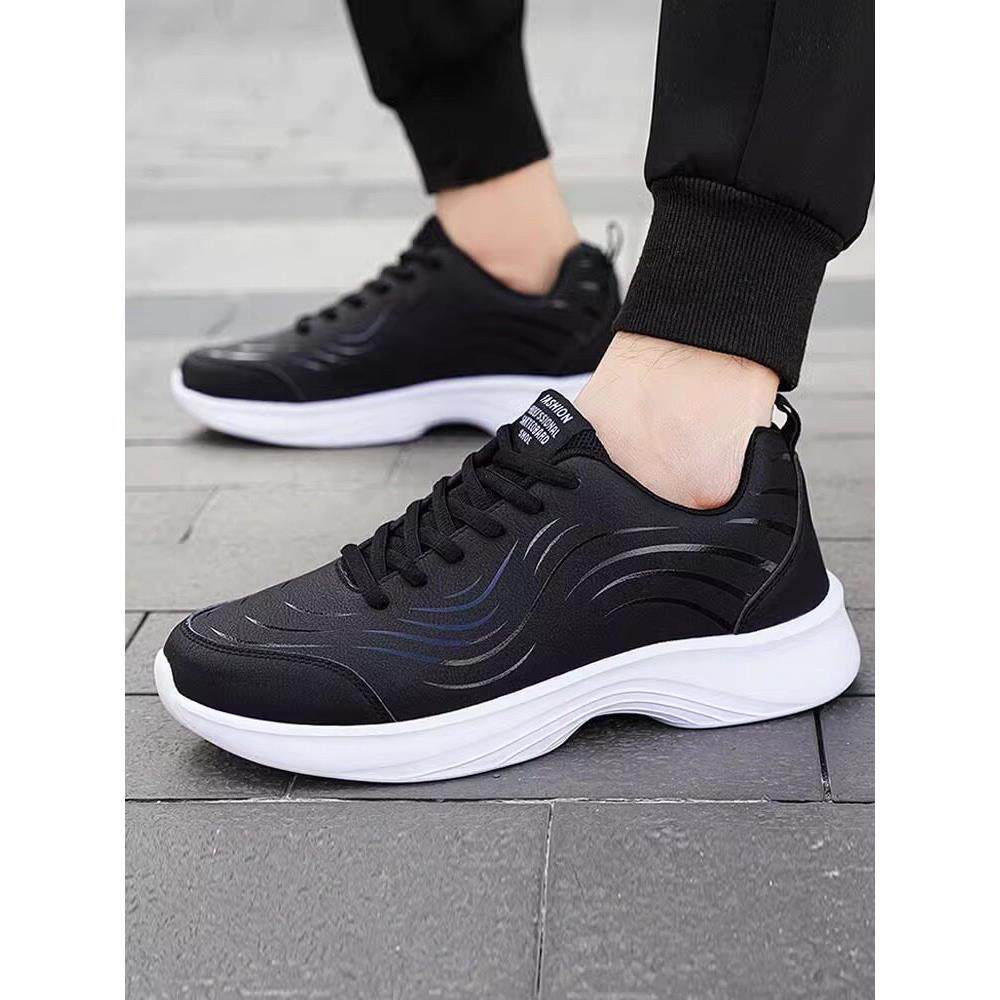 香港运动鞋2025秋季新款真皮百搭男鞋黑色防水旅游男士休闲跑步鞋