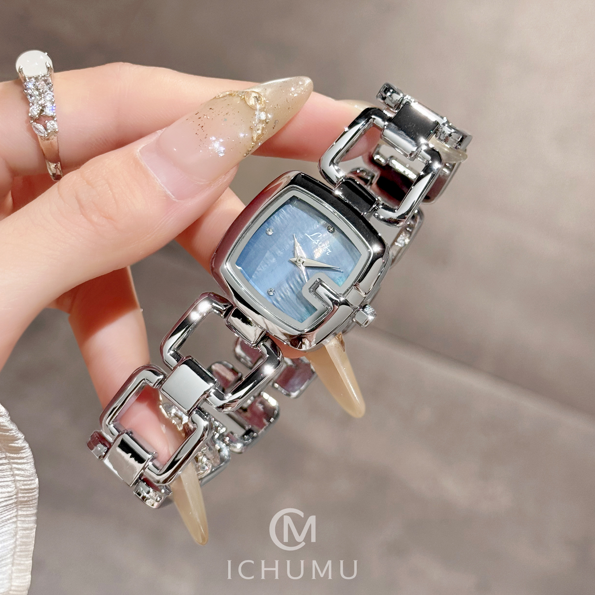 ICHUMU镂空手链表方形小方糖手表