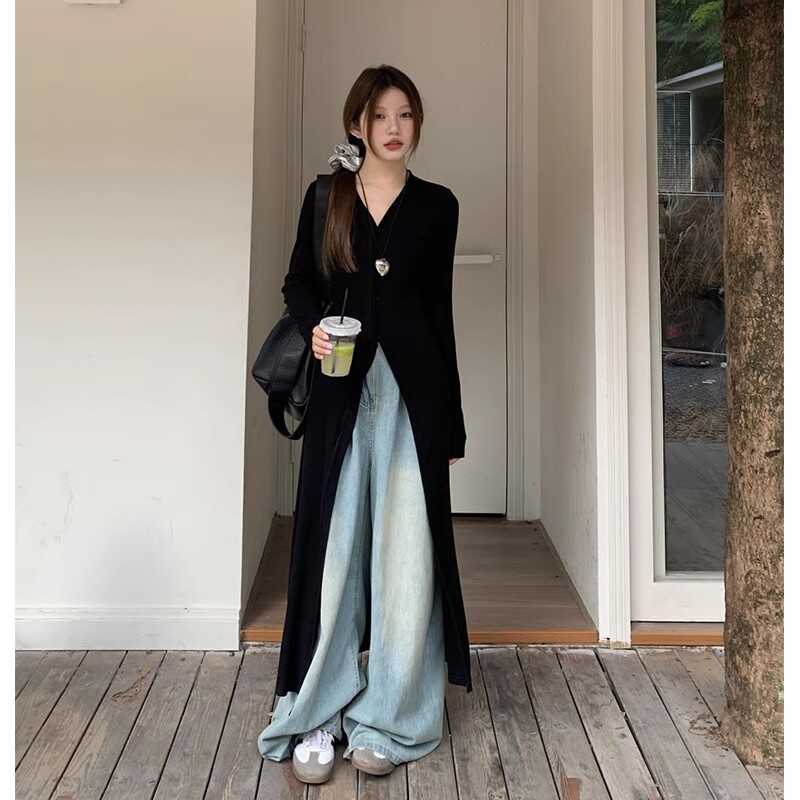 高级感黑色V领长款针织开衫