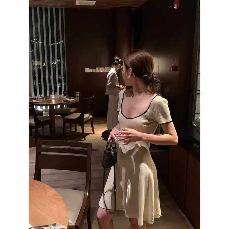 高级名媛女神范优雅修身a字裙子