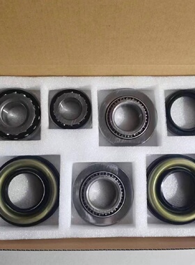 现货供应汽车差速器轴承F-577158 F-574658 LM50134R 22993016