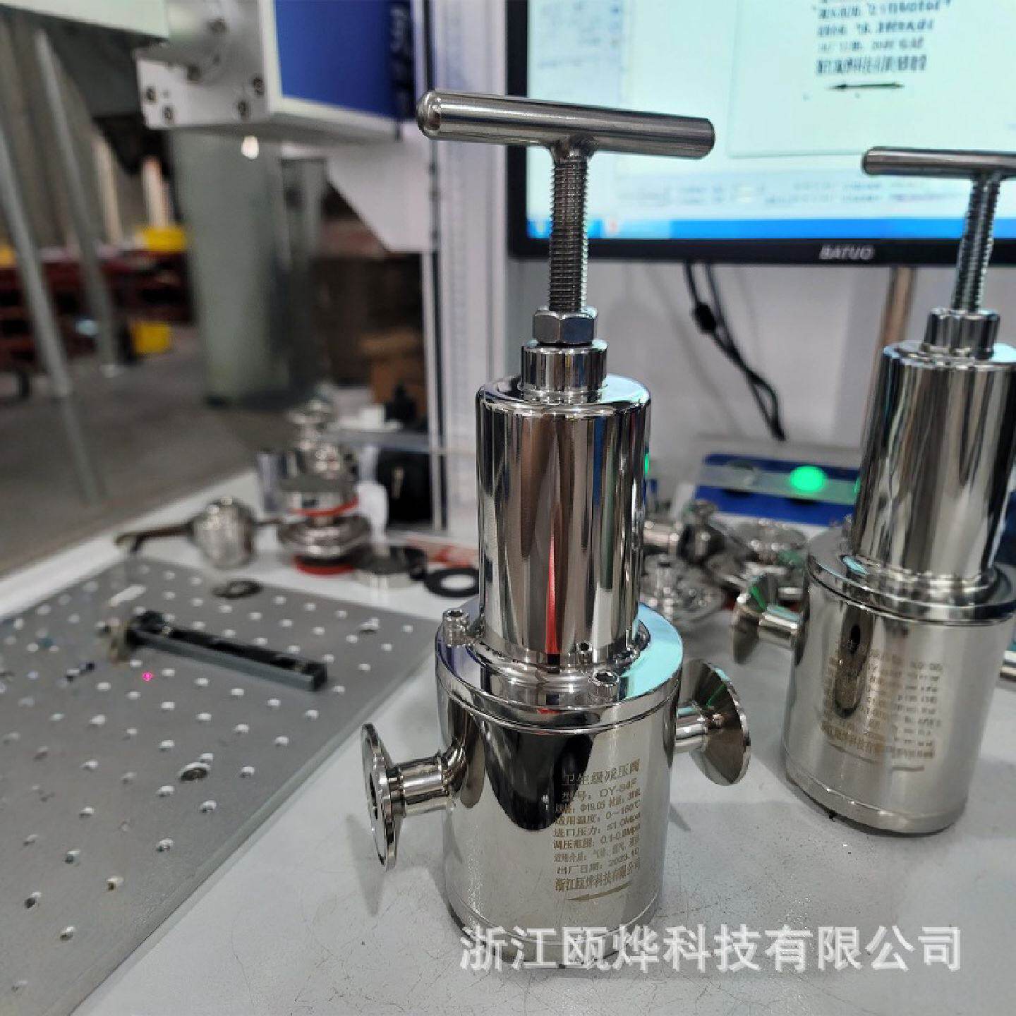 带压力表减压阀316L不锈钢氮气空气冷媒自力式压力控制调节阀
