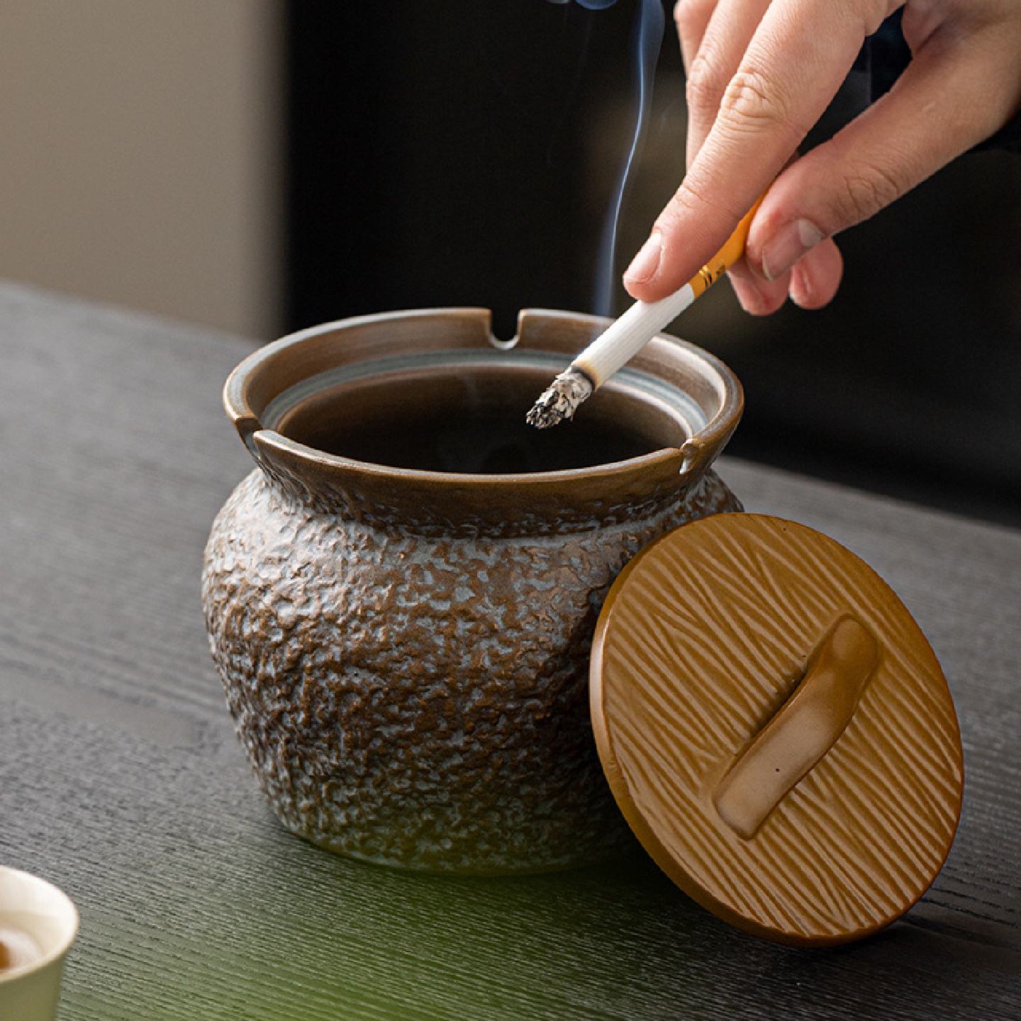 冬未复古粗陶烟灰缸陶瓷带盖防飞灰家用客厅茶桌大烟缸仿古风烟盅
