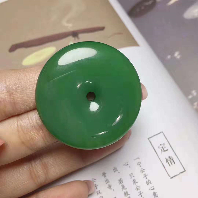 批发新疆和田玉碧平安扣玉挂件绿色碧玉怀古安扣吊坠和田玉石