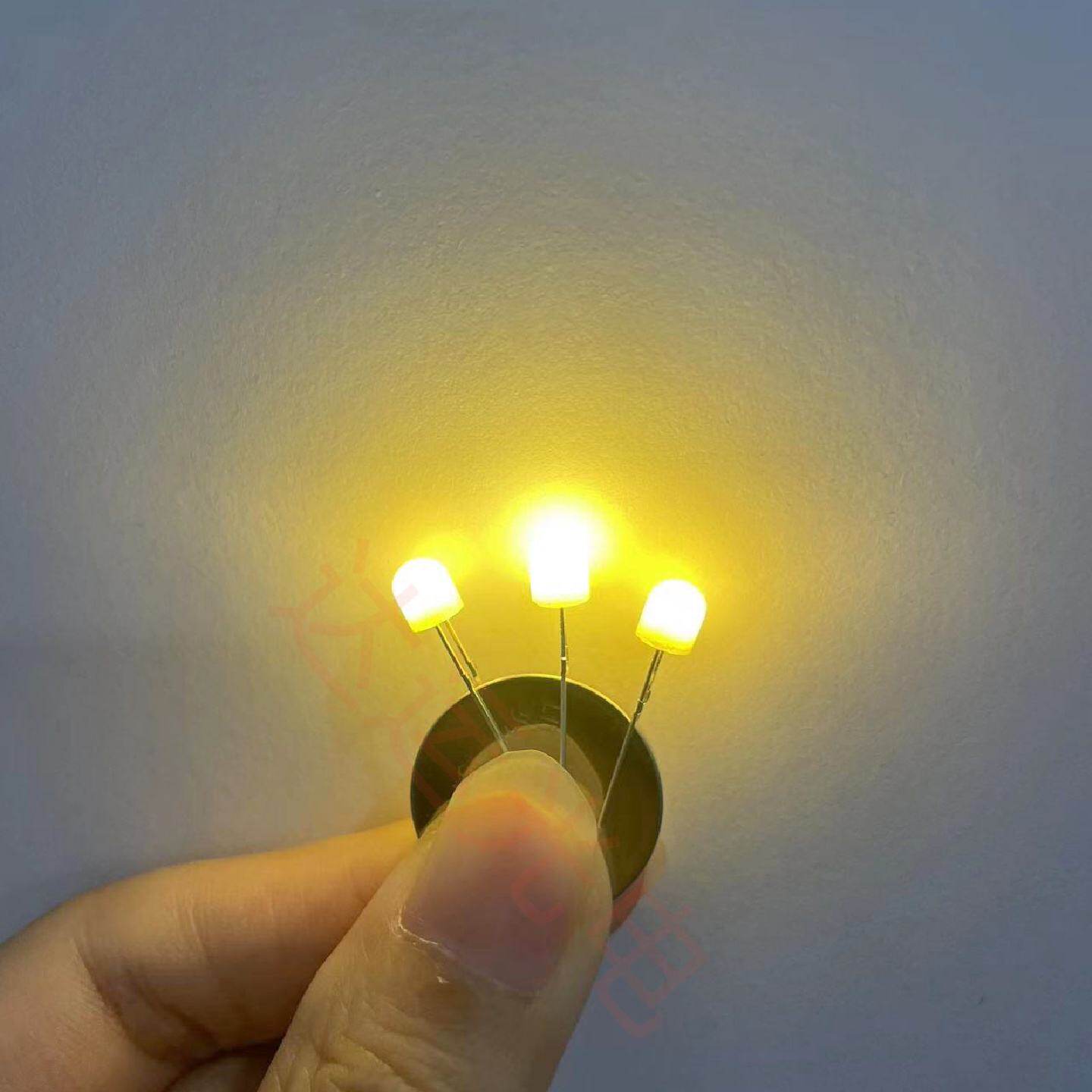 超高亮F4.8草帽3V/9V灯珠360度草帽直插发光二极管LED灯珠