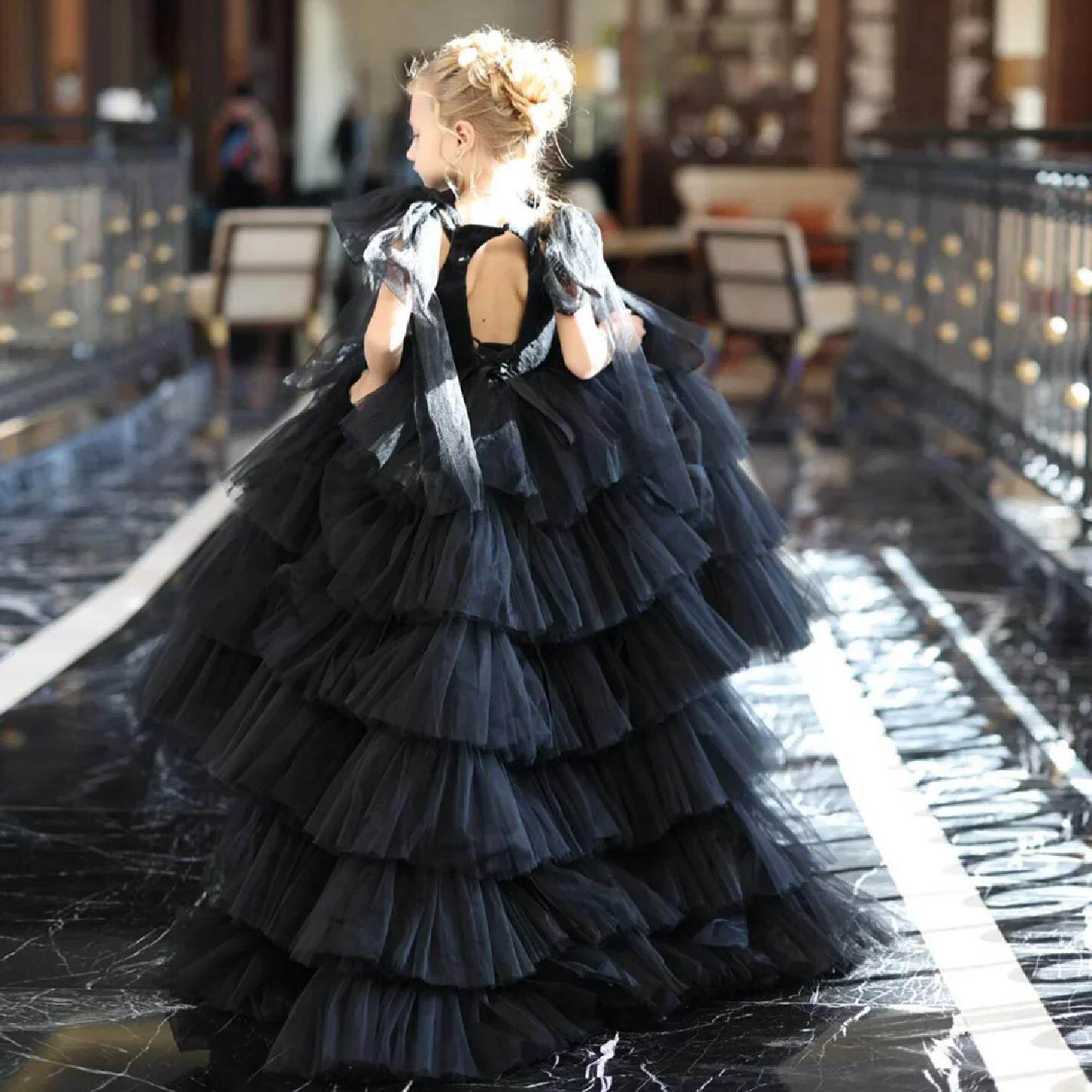 六一儿童晚礼服主持人黑色钢琴演奏服生日气质公主裙女童高端拖尾