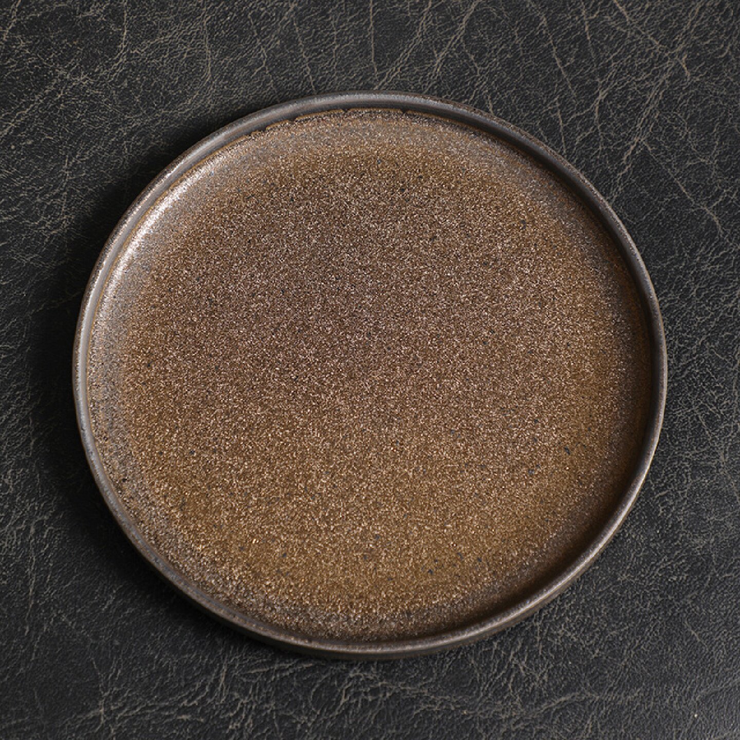 粗陶铁锈釉盘子复古陶瓷圆盘茶点盘果盘零食盘家用轻奢高级感餐盘