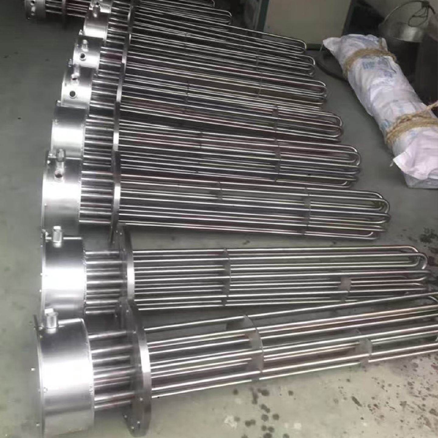 厂家供应电加热管法兰电加热管导热油炉加热管锅炉电热管