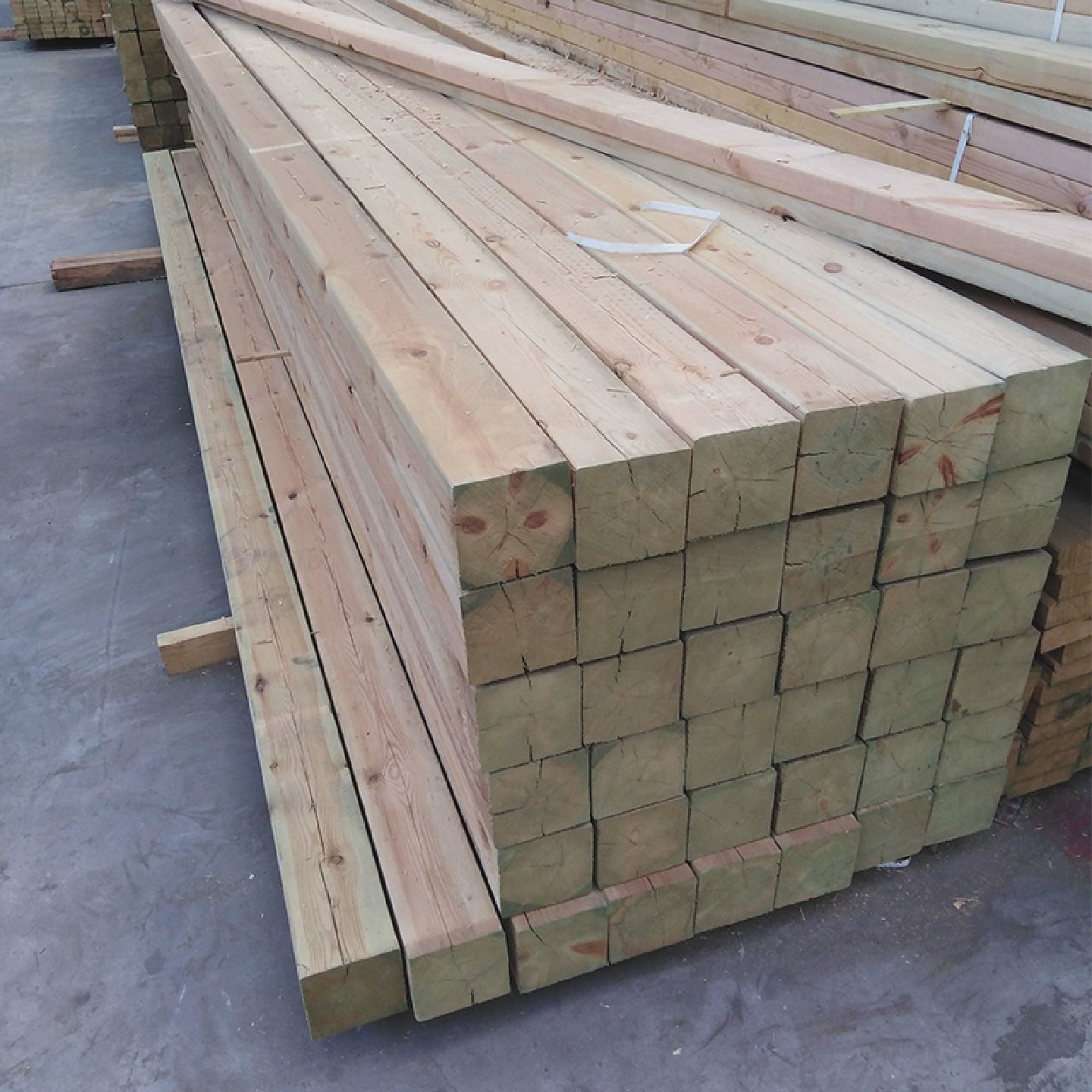 防腐木户外庭院地板木条龙骨阳台实木板樟子松木方墙板柱子可定制
